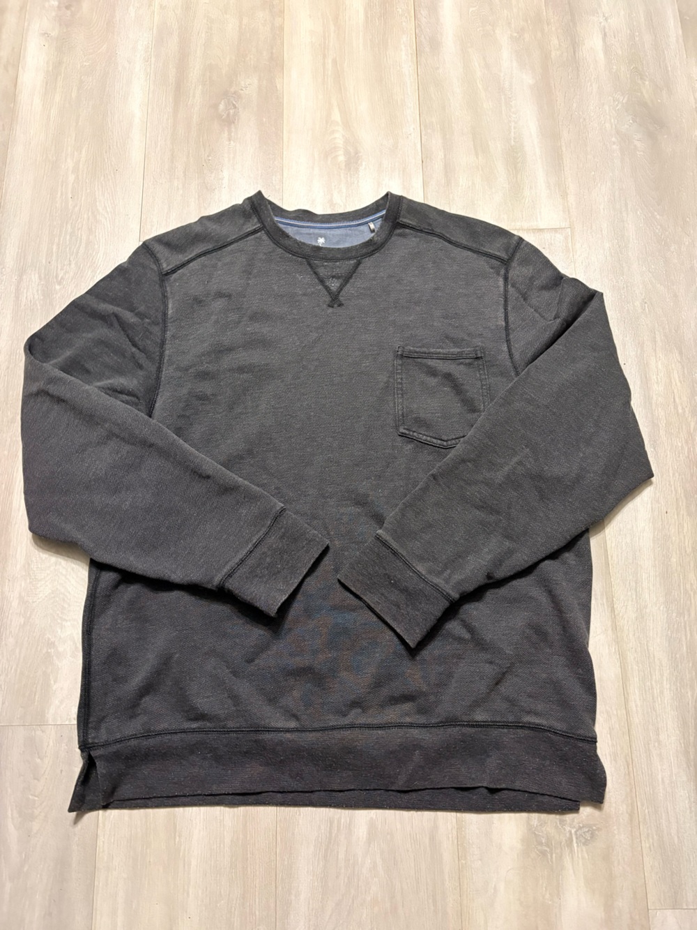 Tommy Bahama Charcoal Gray Crewneck Sweater